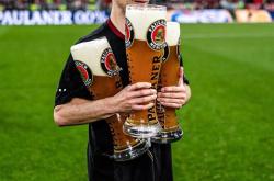 开云官网-拜仁慕尼黑夺得国际足球赛事冠军