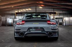 开云体育app-数据之王诞生！巴尔韦德全面爆炸表现，荷兰式全攻全守如何逼出最强皇马中场？