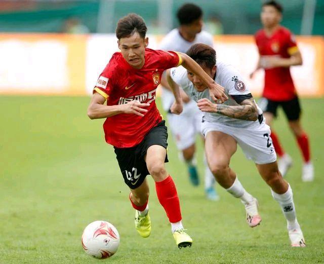 广州恒大遭遇连败，球迷急需求改